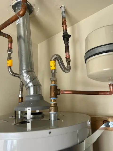 Water heater installation and plumbing repair in Imperial Cove